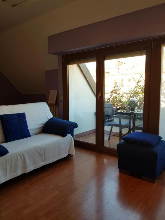 The Boheme Vintage Junior Suite ---- Cozy & Quiet & Comfortable With Private Bathroom & Fully Equipped Kitchenette & Cozy Balcony - Lift To 4Th Floor - Metro' Verde -Green Subway Porta Genova Мілан Екстер'єр фото